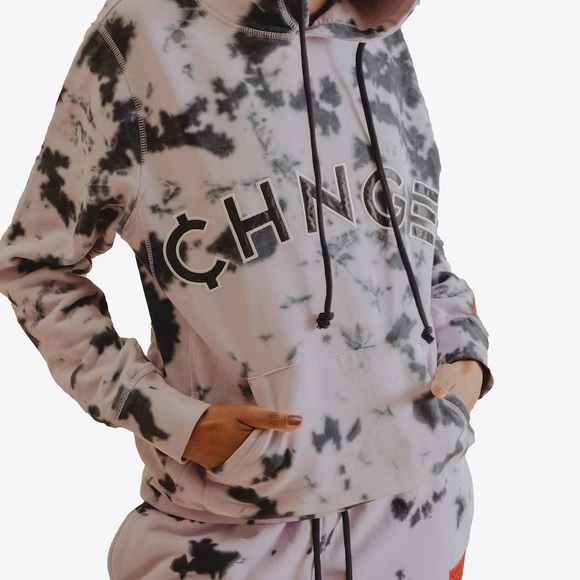 CHNGE Tops - CHNGE Violet Splotch Tie Dye University Hoodie 💜